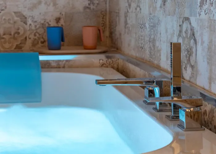Vsuite Livingchic